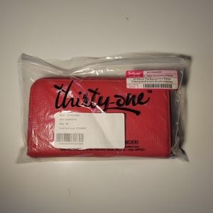 Thirty-One All-About-The-Benjamins Clutch Wallet in "Very Chery Pebble" Red